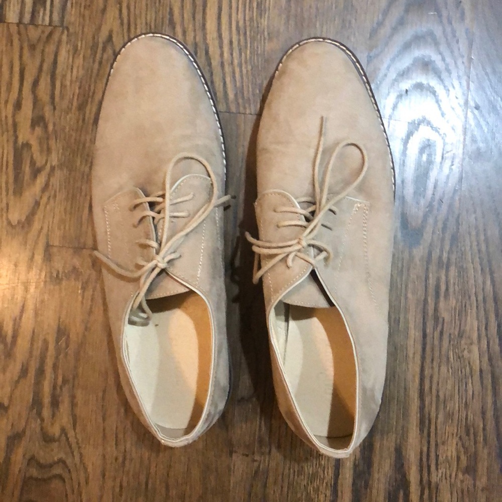 Men’s Tan Suede Shoes